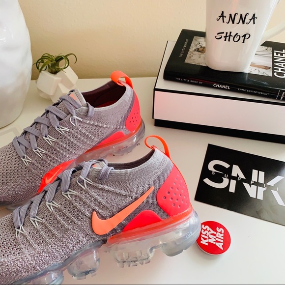 NWT Nike Air Vapormax Flyknit - Picture 3 of 11